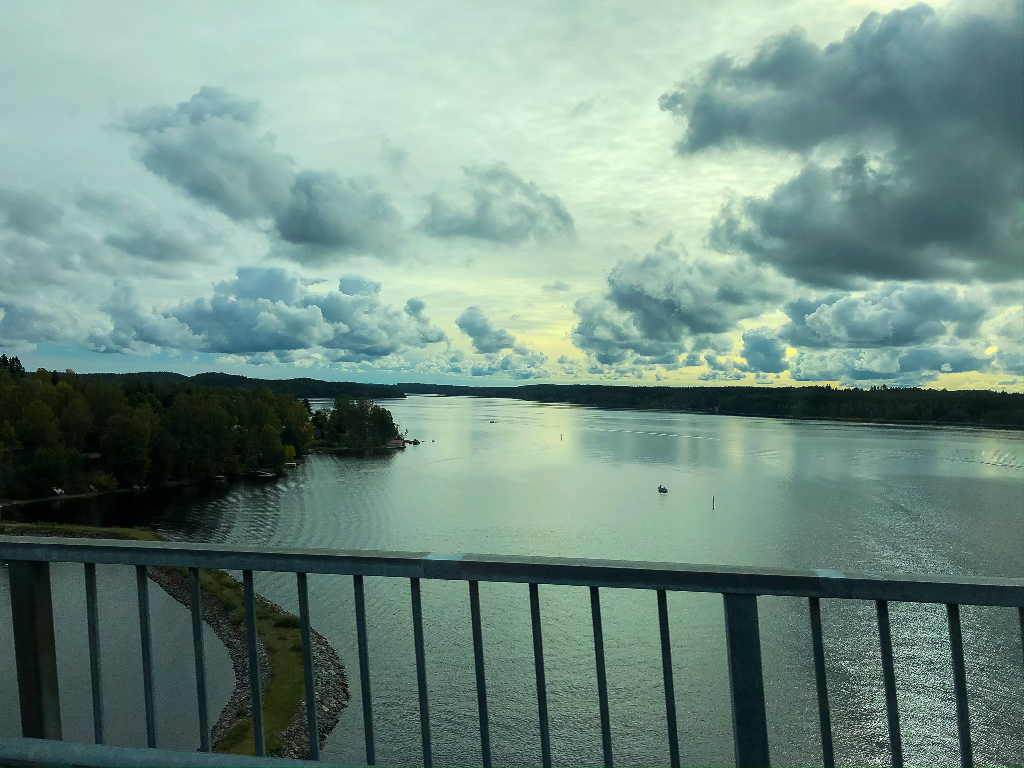 Bild21-2 Fahrt über Brücke