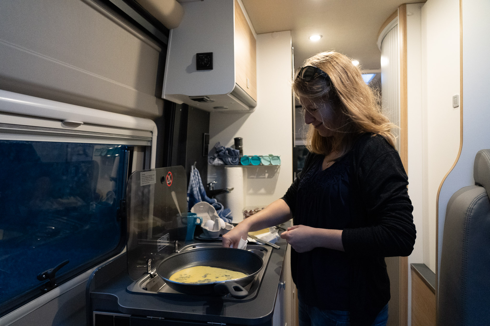 Andrea macht Rührei