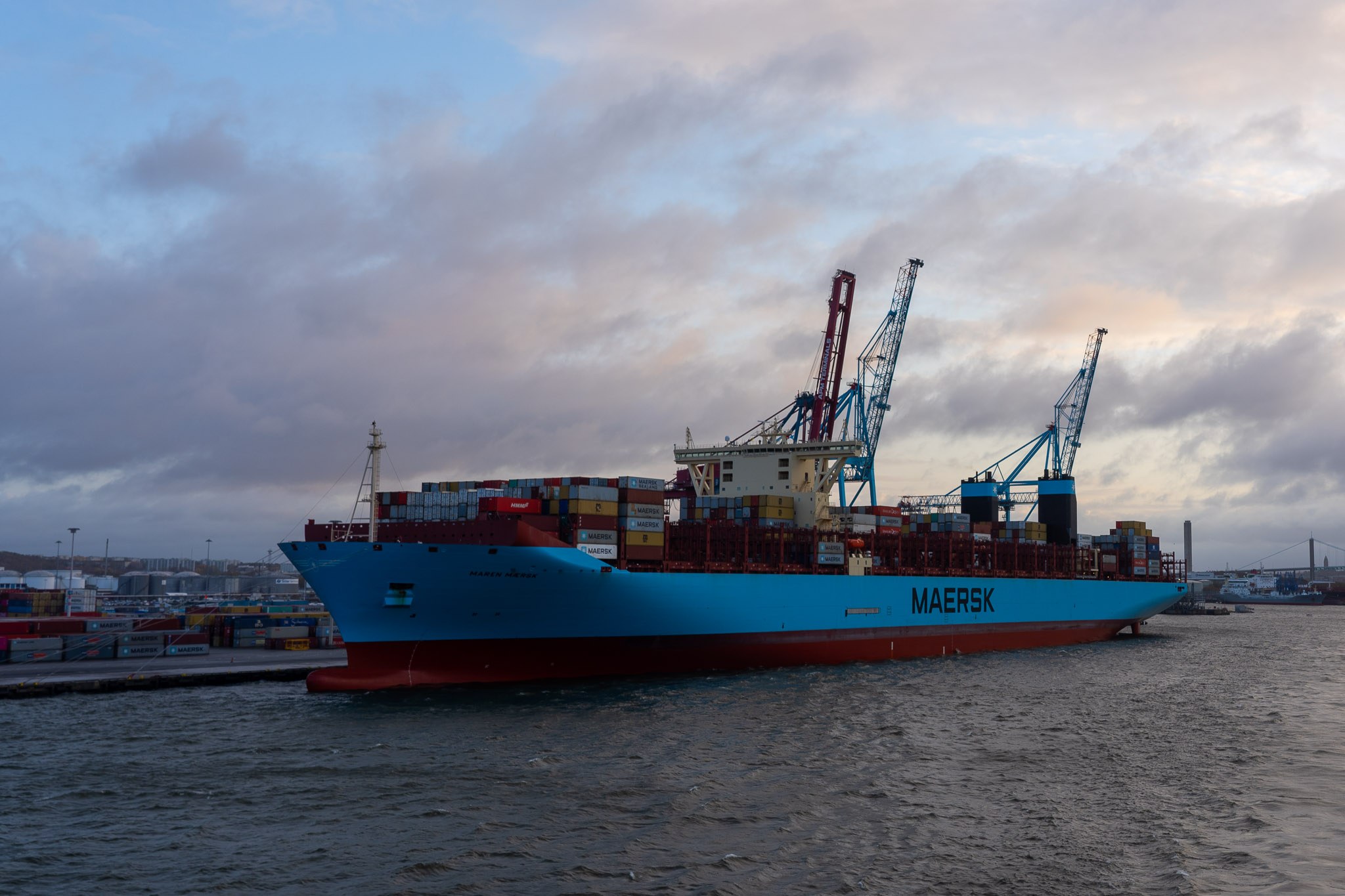 Ein kleiner Frachter