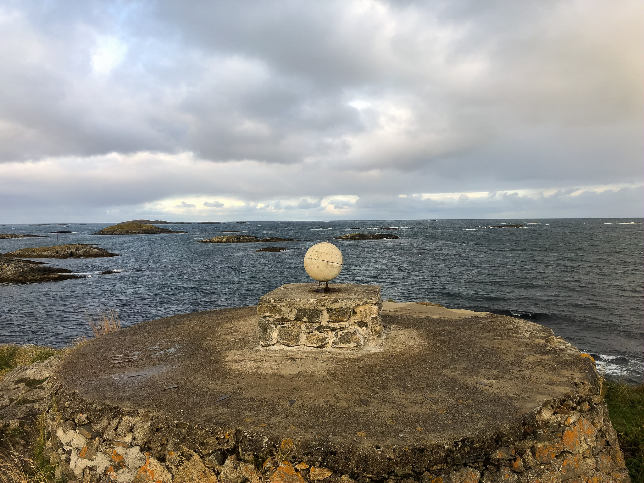 Sonnenuhr mit rundem Zeiger